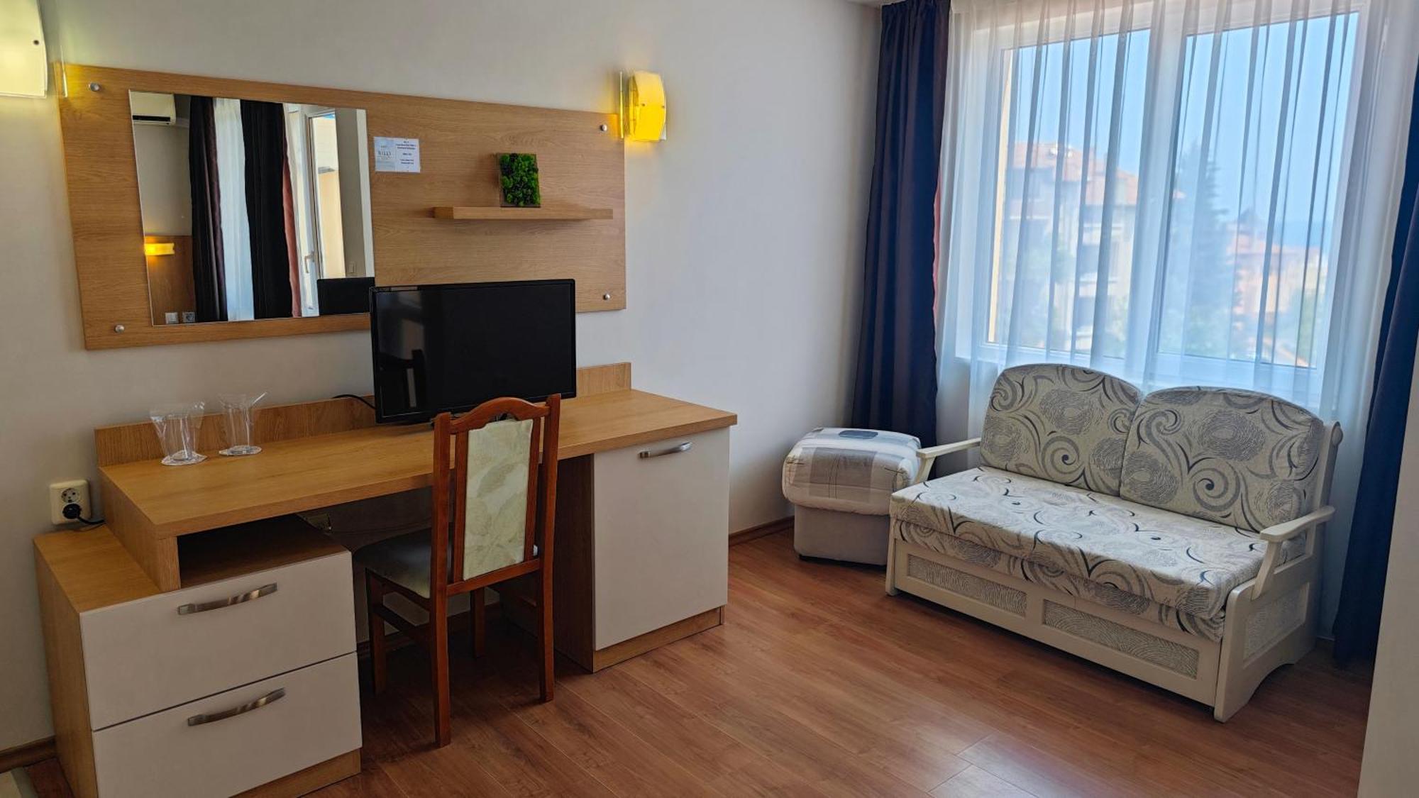 Family Hotel Milev Sweti Wlas Exterior foto