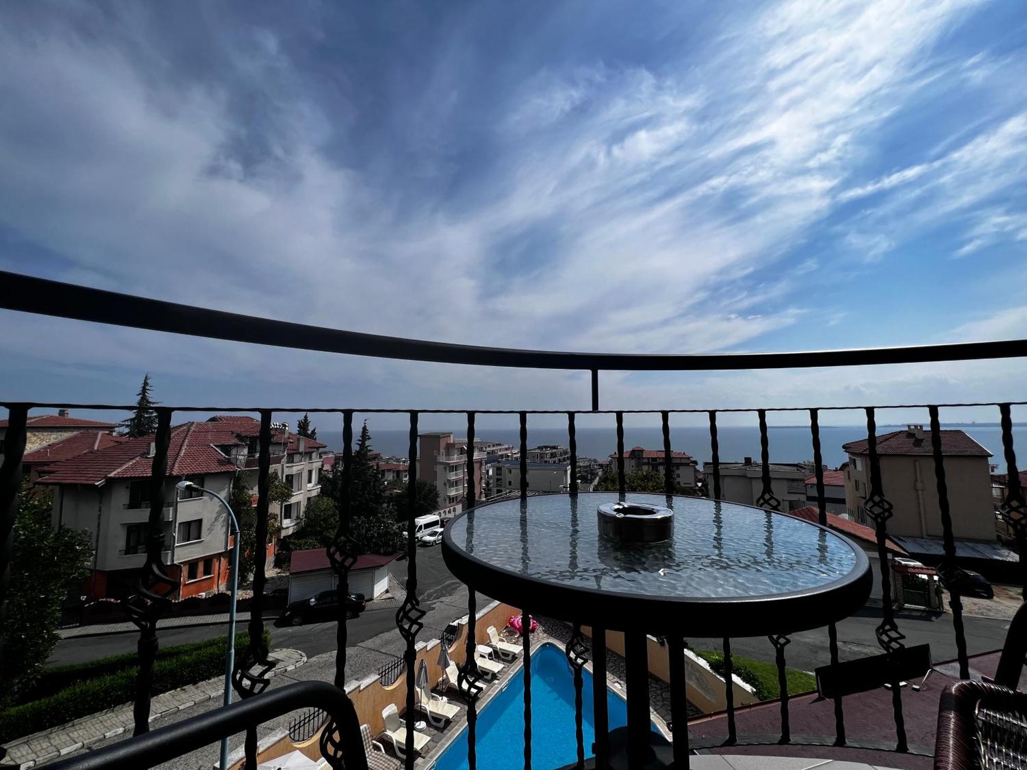 Family Hotel Milev Sweti Wlas Exterior foto